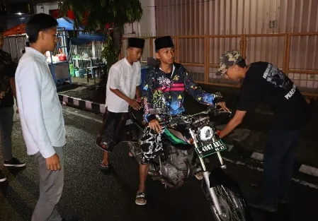 Antisipasi Kejahatan Jalanan Saat Ramadhan, Polres Bangkalan Gelar Patroli Sahur On The Road