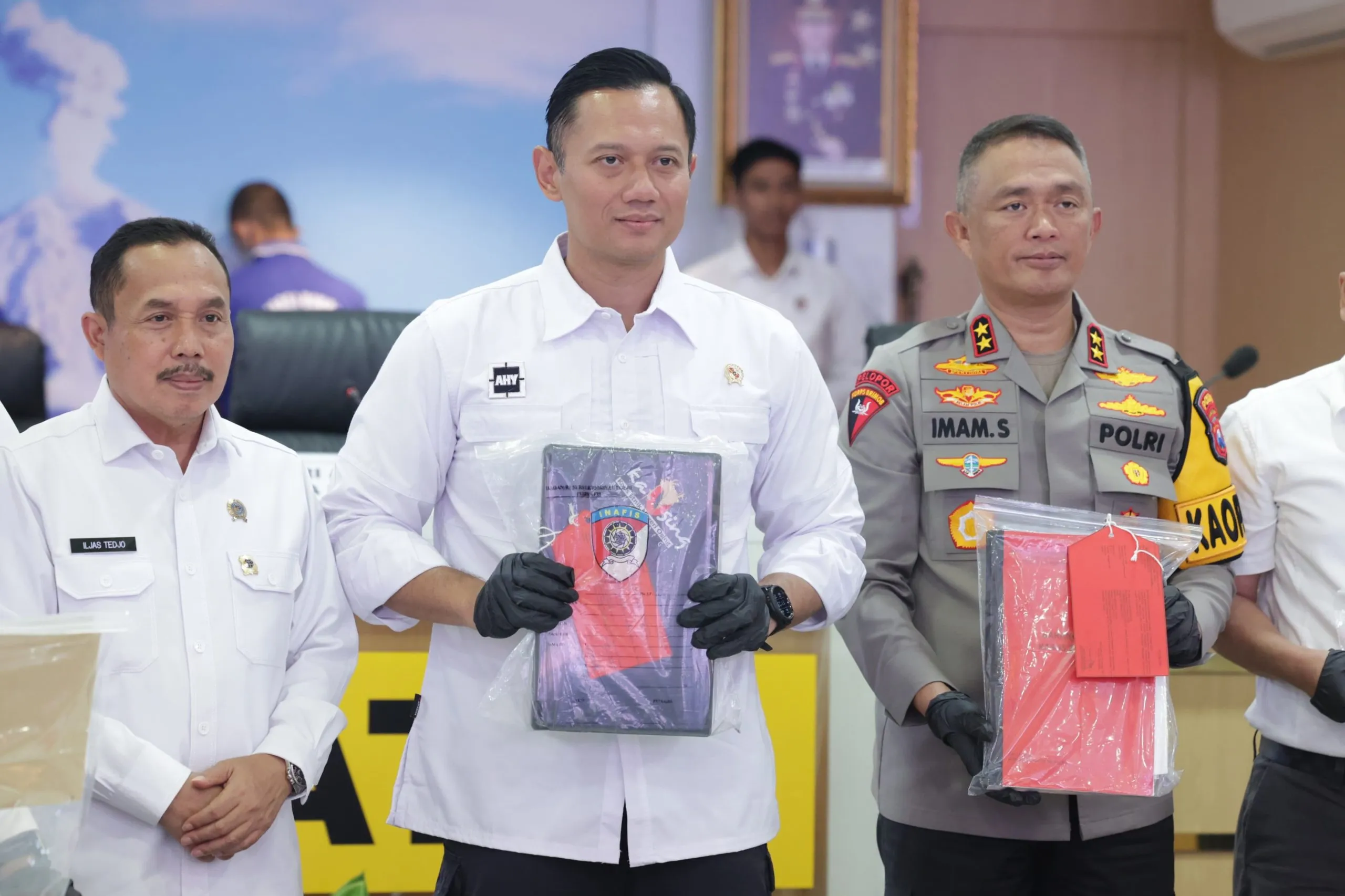 Polda Jatim Berhasil Ungkap Dua Kasus Mafia Tanah Lima Orang Ditetapkan Tersangka