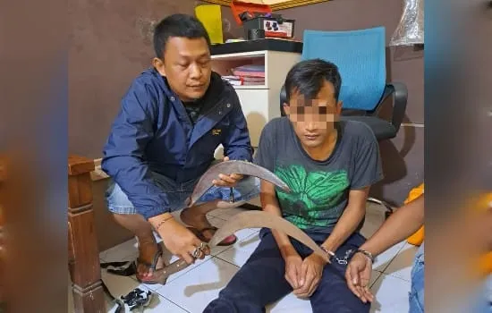 Polisi Kejayan Pasuruan Amankan Pelaku Pembawa Senjata Tajam