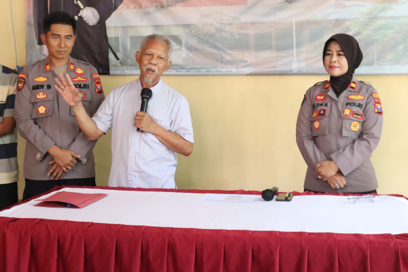 Polres Bangkalan Gelar Konferensi Pers Restorative Justice Maling Patung di Gereja Kamal