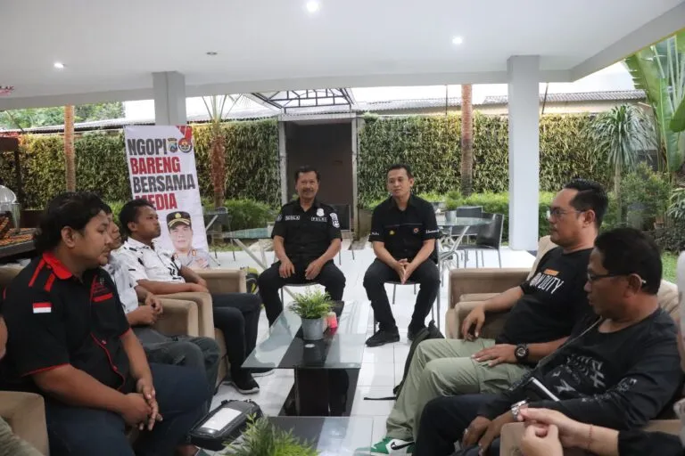 Buka Puasa Bersama Jurnalis, Polres Trenggalek Paparkan Peran Strategis Media dan Warganet