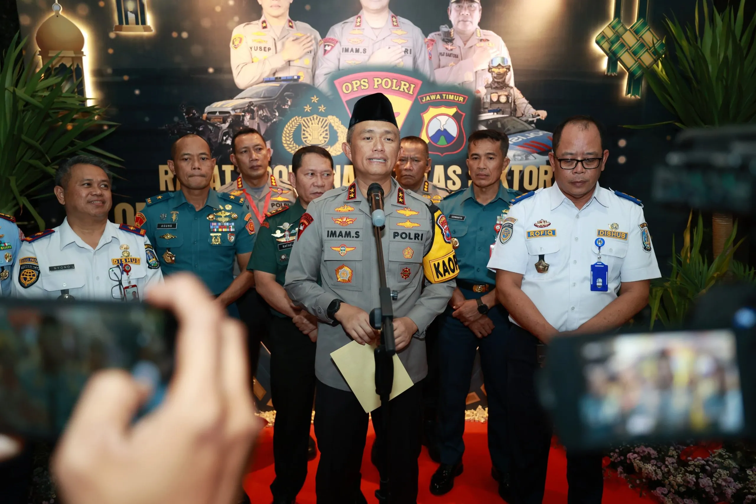Polda Jatim Gelar Rakor Lintas Sektoral Operasi Ketupat Semeru 2024 Untuk Pengamanan Idul Fitri 1445 H