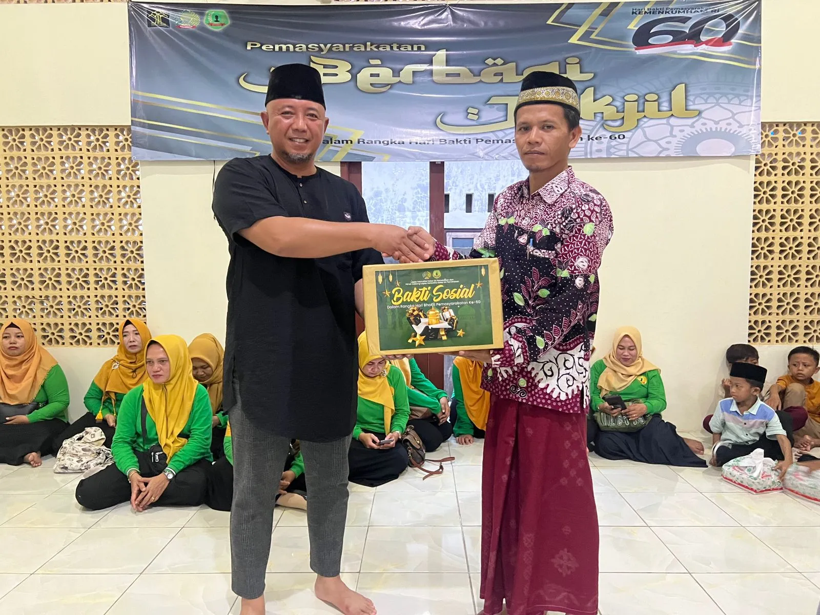 Sambut HBP ke-60 Lapas Narkotika Kelas IIA Pamekasan Kanwil Kemenkumham Jatim Gelar Bakti Sosial dan Buka Bersama di Panti Asuhan Muhammadiyah