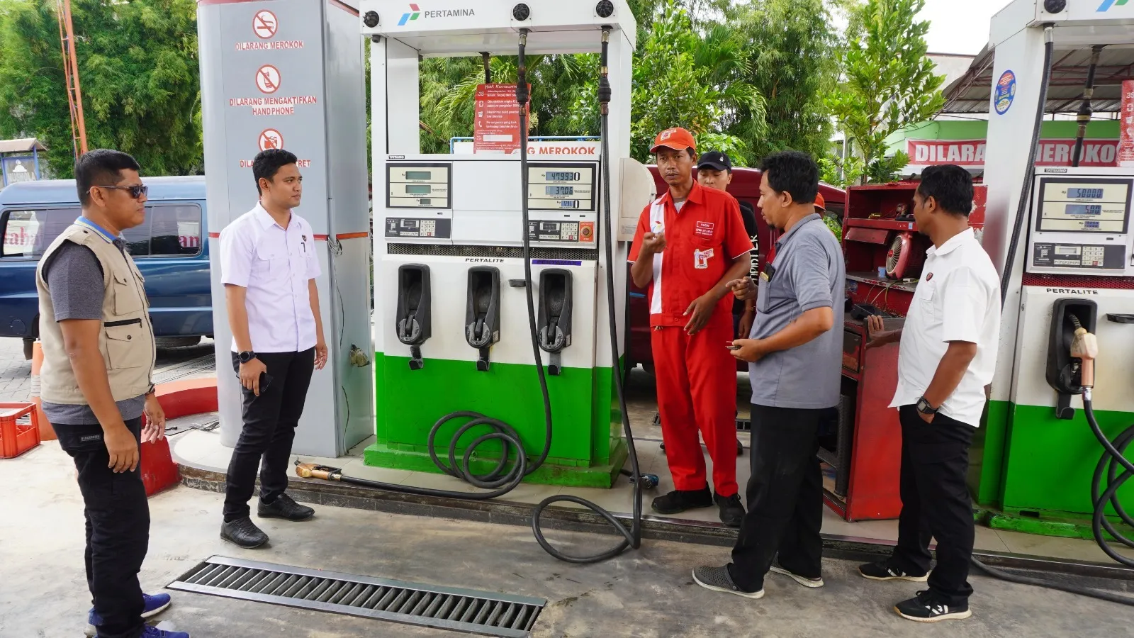 Menjelang Mudik Lebaran 2024 : Polres Bangkalan Awasi SPBU, Cek Ketersediaan BBM dan Harga