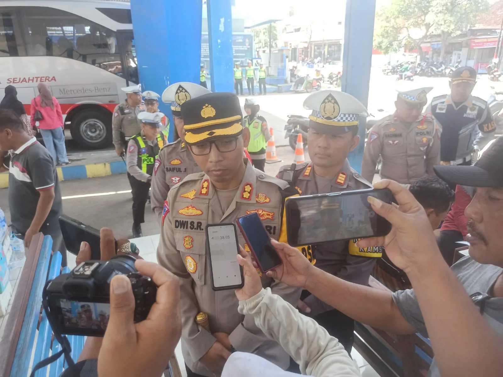 Operasi Ketupat Semeru 2024 Polres Situbondo Gelar Tes Urine Sopir Angkutan Umum Secara Berkala