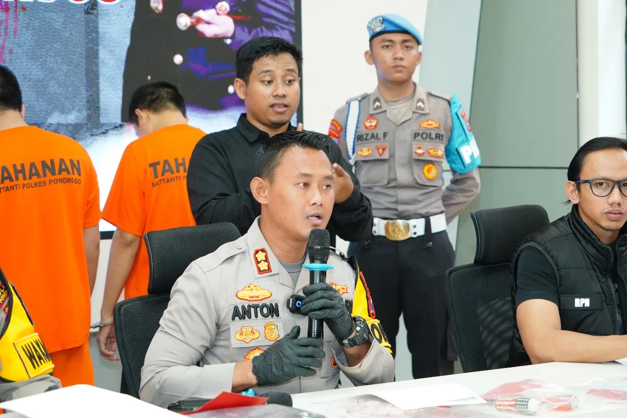 Polres Ponorogo Berhasil Amankan Komplotan Curat Sebanyak Delapan Tersangka