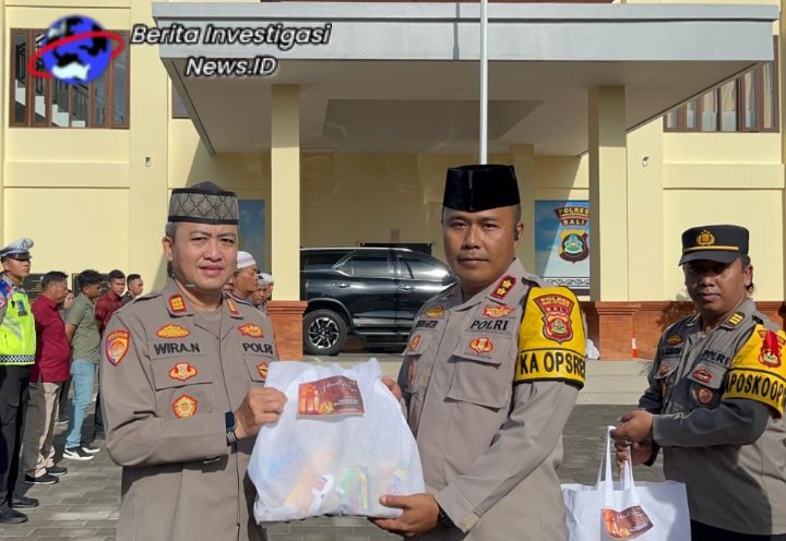 Sebelas Personil Muslim Polres Bandara Ngurah Rai Terima Bingkisan dari Kapolda Bali