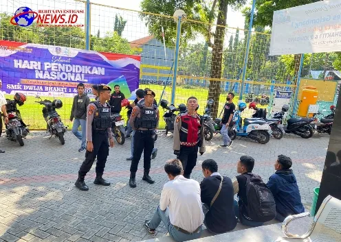 Puluhan Polisi Patroli Cegah Konvoi Kelulusan Sekolah di Jombang