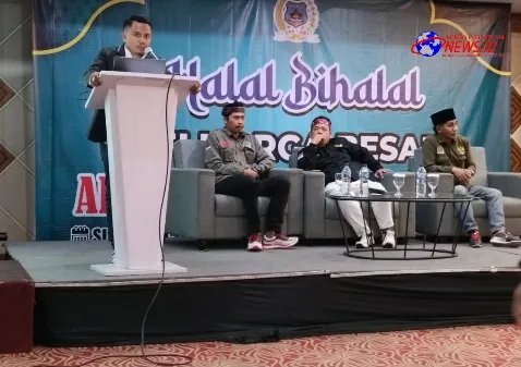 Keluarga Besar Aliansi Madura Indonesia Gelar Halal Bihalal di Hotel Santika Premiere Gubeng