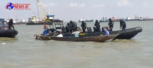 Ditpolairud Polda Jatim Sisir Perairan Selat Bali, Imbangi Operasi Puri Agung 2024 Untuk WWF ke -10
