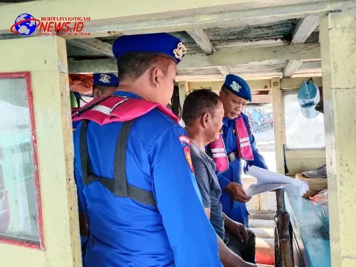Imbangi Pengamanan WWF di Bali, Polisi Periksa Kapal dan Penumpang di Pelabuhan Jangkar Situbondo