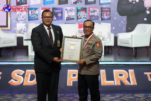 Irjen Dedi Raih Rekor MURI Perwira Tinggi Polri Penulis Buku Terbanyak