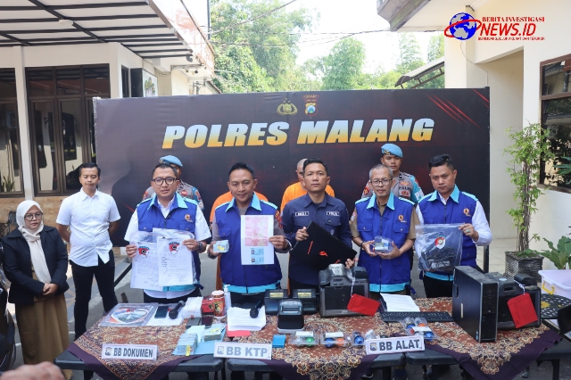 Polisi Amankan Tersangka Pungli Pembuatan Dokumen Kependudukan di Kabupaten Malang