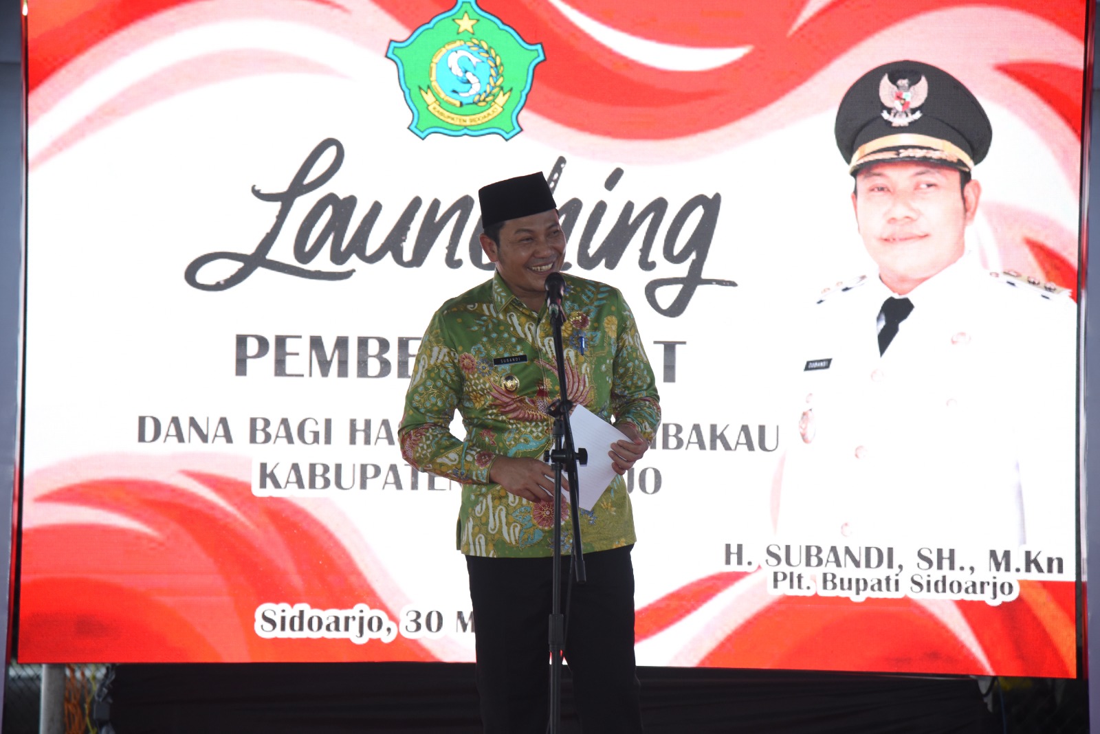 5.011 Buruh Pabrik Rokok Sidoarjo Terima BLT DBHCHT