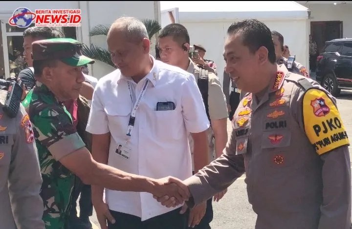 Kapolri Bersama Panglima TNI Kunjungi Posko Terpadu TNI-Polri
