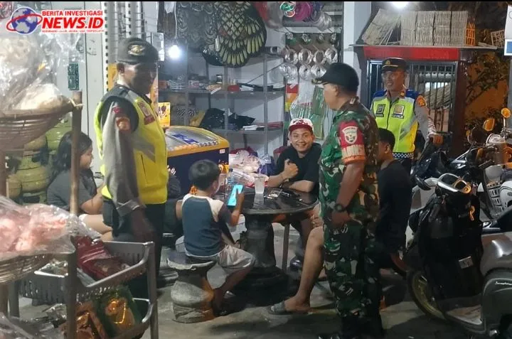 Blue Light Patrol Tiga Pilar Polsek Abiansemal Sambangi Desa Punggul