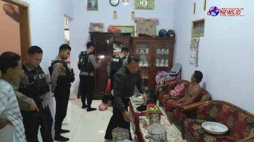 Polres Probolinggo Berhasil Amankan Ratusan Bahan Peledak Jenis Mercon di Besuki