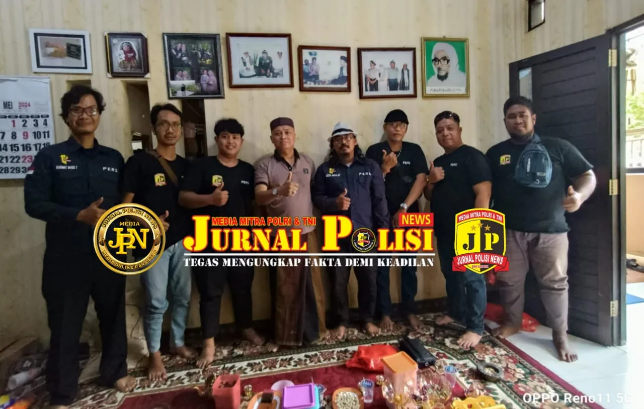 Kabiro Jurnal Polisi NEWS Surabaya dan Anggota Silaturahmi ke Rumah Abah Munif