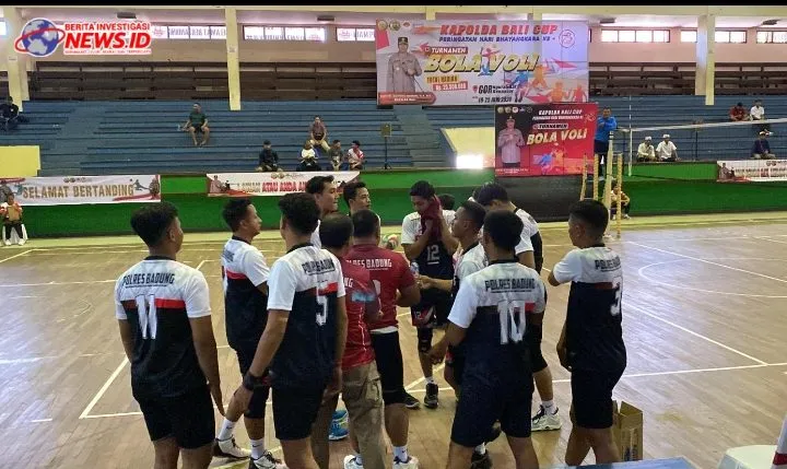 Tim Bola Voli Polres Badung Berhasil Atasi Perlawanan Polres Tabanan