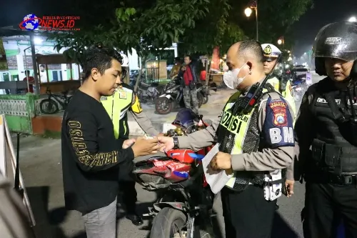 Patroli Skala Besar TNI - Polri Jaga Sitkamtibmas di Kota Mojokerto Jelang 1 Muharam