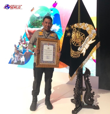 Kembali Raih Prestasi, Kapolri Beri Penghargaan Kategori Pelayanan Prima Kepada Polres Bangkalan