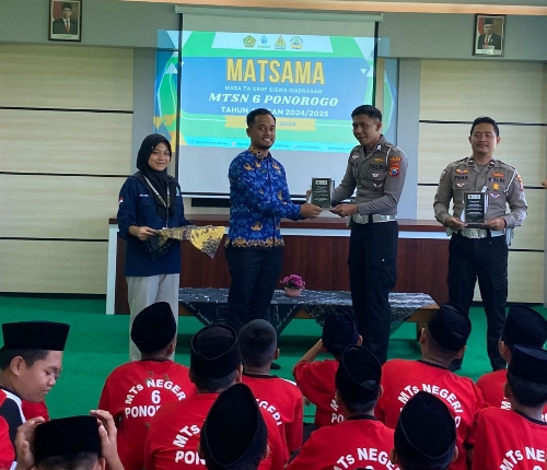 Program Mahameru Lantas, Polres Ponorogo Edukasi Pelajar Tertib Berlalu-lintas