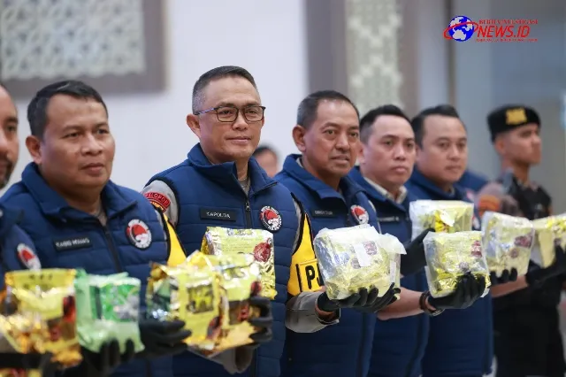 Polda Jatim Berhasil Ungkap Peredaran Sabu 84 Kg Amankan Dua Tersangka Jaringan DPO Internasional FP