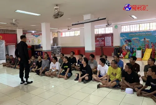 Lapas Narkotika Kelas IIA Pamekasan Kanwil Kemenkumham Jatim Kembali Kedatangan Narapidana Baru Dari Rutan Kelas I Surabaya