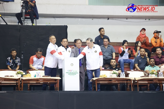 Dampingi Ketua umum PP PBVSI, Kapolda Jatim Hadiri Pembukaan AVC Men's U-20 2024 di Surabaya