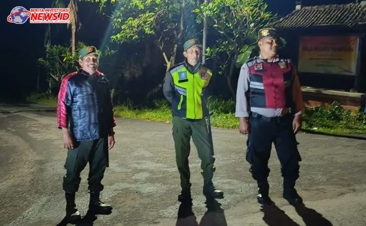 Polsek Petang melalui Blue Light Patrol Beri Rasa Aman Masyarakat 