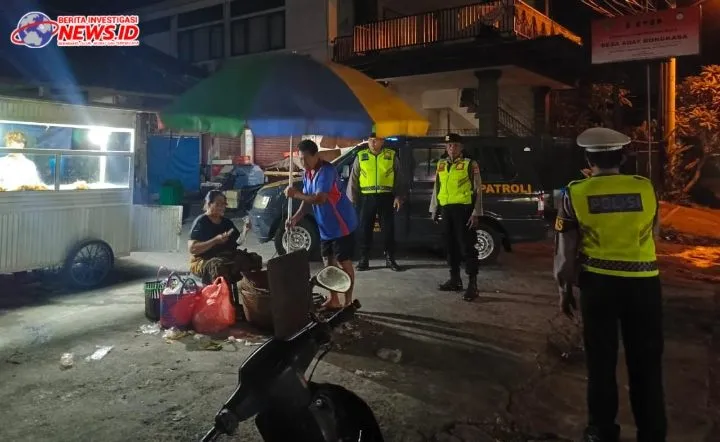 UKL Polsek Abiansemal melalui BLP Sambangi Pasar Senggol Bongkasa 