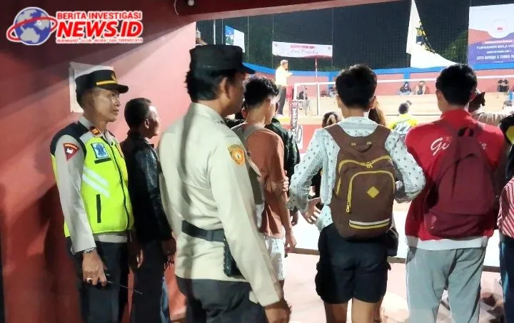 Patroli Biru Polsek Abiansemal Lakukan Pengamanan Turnamen Bola Voli
