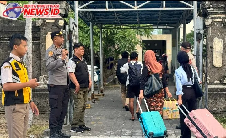 Polsek Benoa Berikan Pelayanan kepada Penumpang Kapal