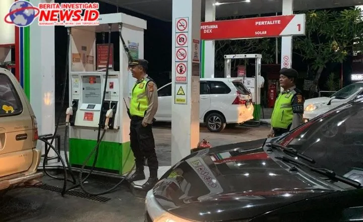Ciptakan Situasi Aman Tempat Umum, Patroli Biru Polsek Abiansemal Sambangi SPBU