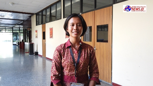 Ibu Taruni Akpol Regina Ditanya :  "Habis Berapa M", Lah Wong Saya Tukang Warung