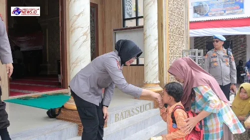 Rangkaian HUT Polwan ke 76, Ratusan Polwan Gelar Napak Tilas