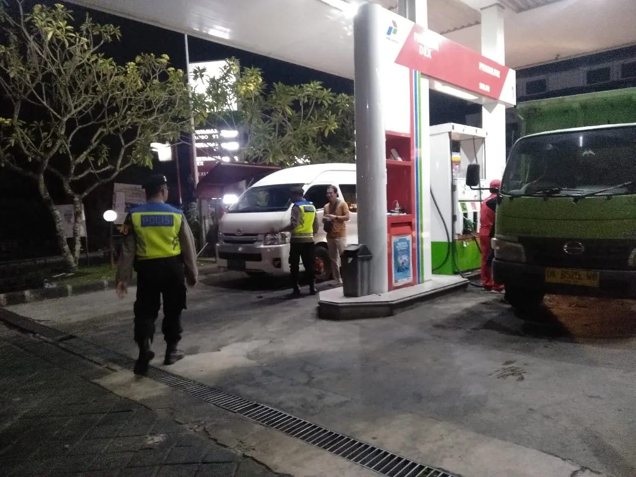 SPBU Latusari Dusambangi Unit Patroli Sampaikan Pesan Kamtibmas