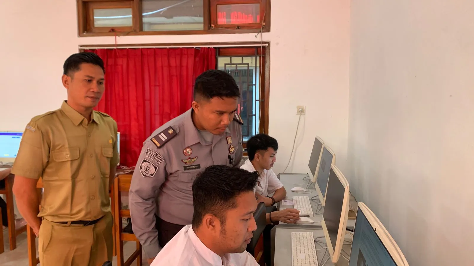 Difasilitasi SKB Buleleng, Warga Binaan Singaraja Ikuti Gladi ANBK Program Paket C