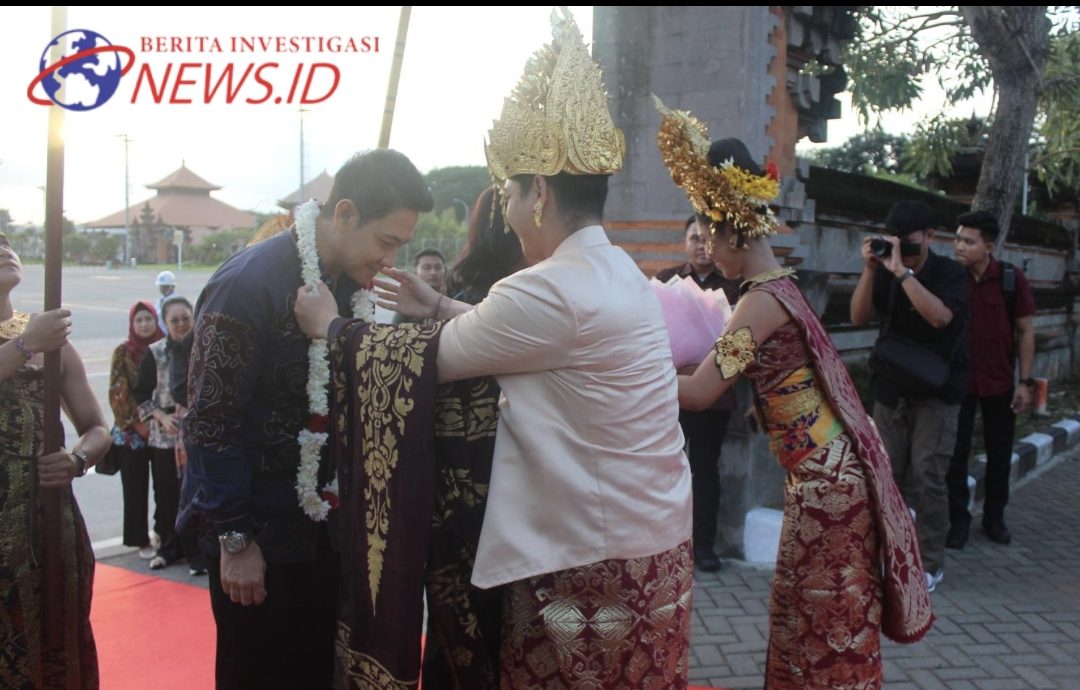 Tiba di Base Ops Lanud Ngurah Rai, Kapolda Bali Disambut Tari Pendet 