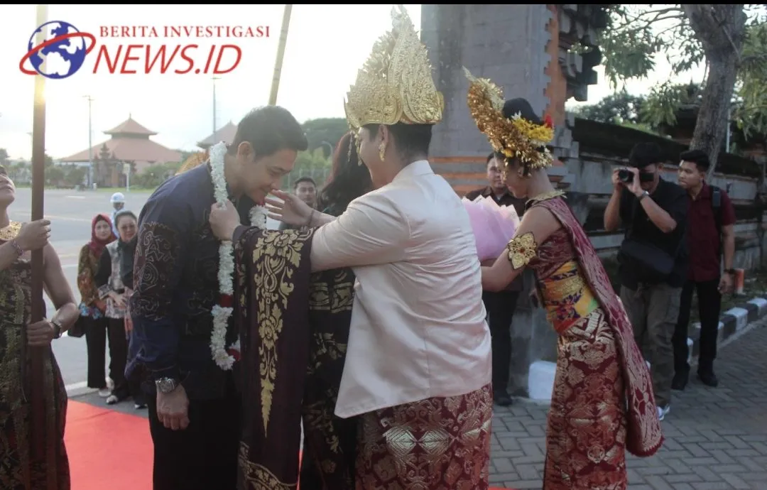 Tiba di Base Ops Lanud Ngurah Rai, Kapolda Bali Disambut Tari Pendet 