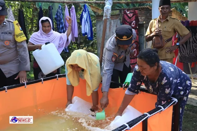 Polres Malang Salurkan Bantuan Air Bersih di Dua Desa