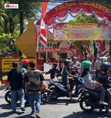 Polsek Simokerto Prioritaskan Segala Bentuk Pelayanan Terhadap Masyarakat Dengan 3S (Senyum, Sapa, Salam)