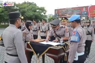 Kapolresta Sidoarjo Pimpin Sertijab Lima Kapolsek