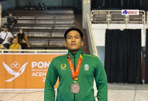 Anggota Polres Gresik Atlet Cabor Hockey Indoor Jatim Raih Perunggu PON XXI