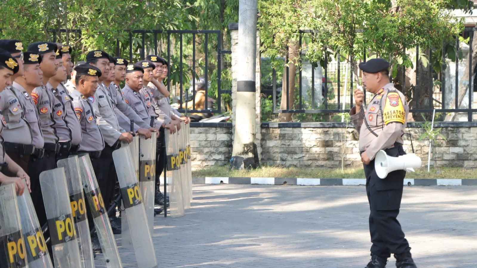 Polres Nganjuk Gelar latihan penyegaran kompi Dalmas