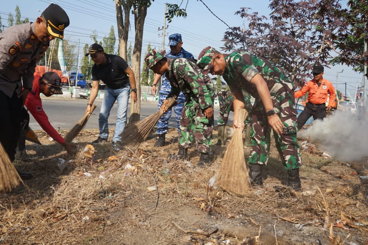 Peringati HUT TNI, Kodim 0814/ Jombang Gelar Karbak