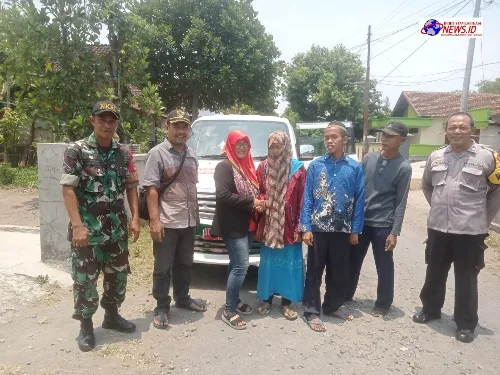 Polres Nganjuk Evakuasi Dua Penderita ODGJ di Desa Kelurahan ke RSJ Menur Surabaya
