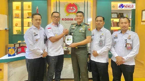 Kalapas Pamekasan Bersama Dandim 0826 Pamekasan Jalin Sinergitas Tingkatkan Kesadaran Nasionalisme dan Patriotisme di Kalangan Para WBP Lewat Program Pembinaan