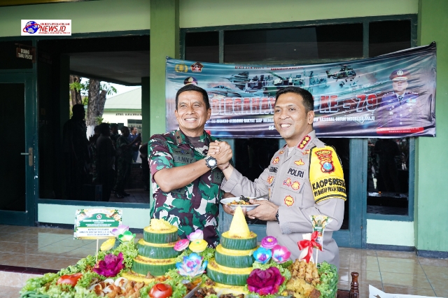 Kapolresta Sidoarjo Berikan Kejutan Istimewa Kepada Korem 084/BJ di HUT Ke-79 TNI