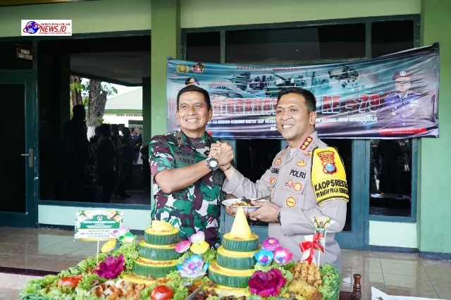 Kapolresta Sidoarjo Berikan Kejutan Istimewa Kepada Korem 084/BJ di HUT Ke-79 TNI